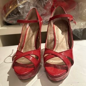 Red Pumps